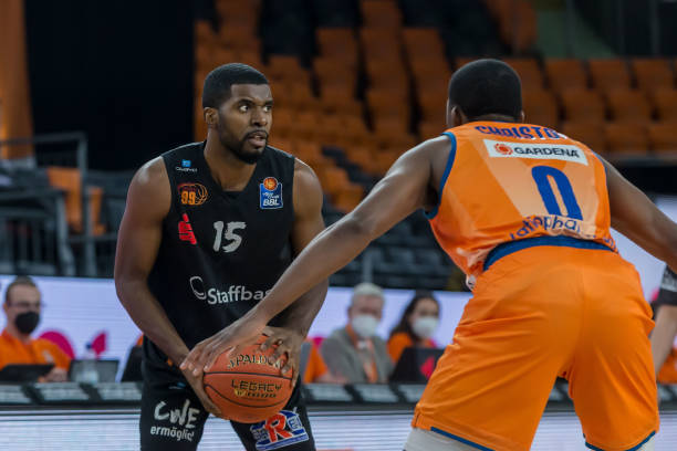 此前在国青 此前在国青